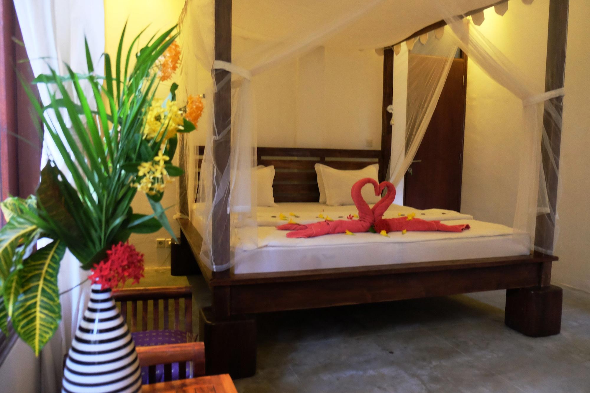 Villa Boreh Beach Resort And Spa Tejakula Eksteriør billede