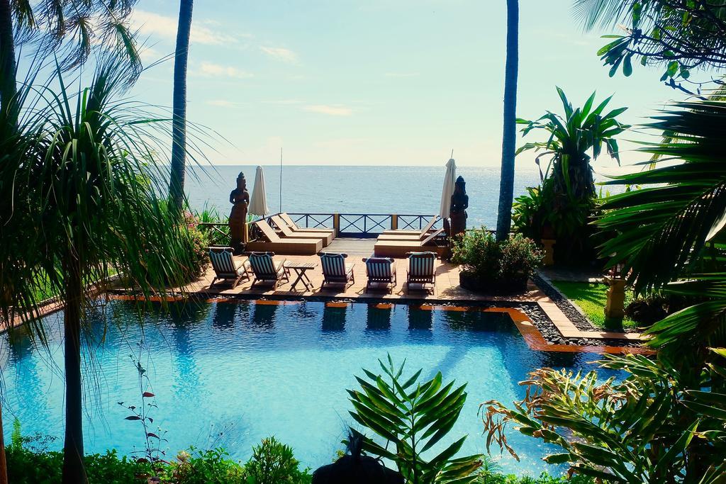 Villa Boreh Beach Resort And Spa Tejakula Eksteriør billede
