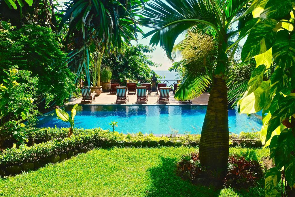Villa Boreh Beach Resort And Spa Tejakula Eksteriør billede
